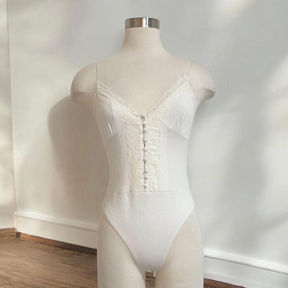 Forever 21 White Lace Button Bodysuit V Neck Medium